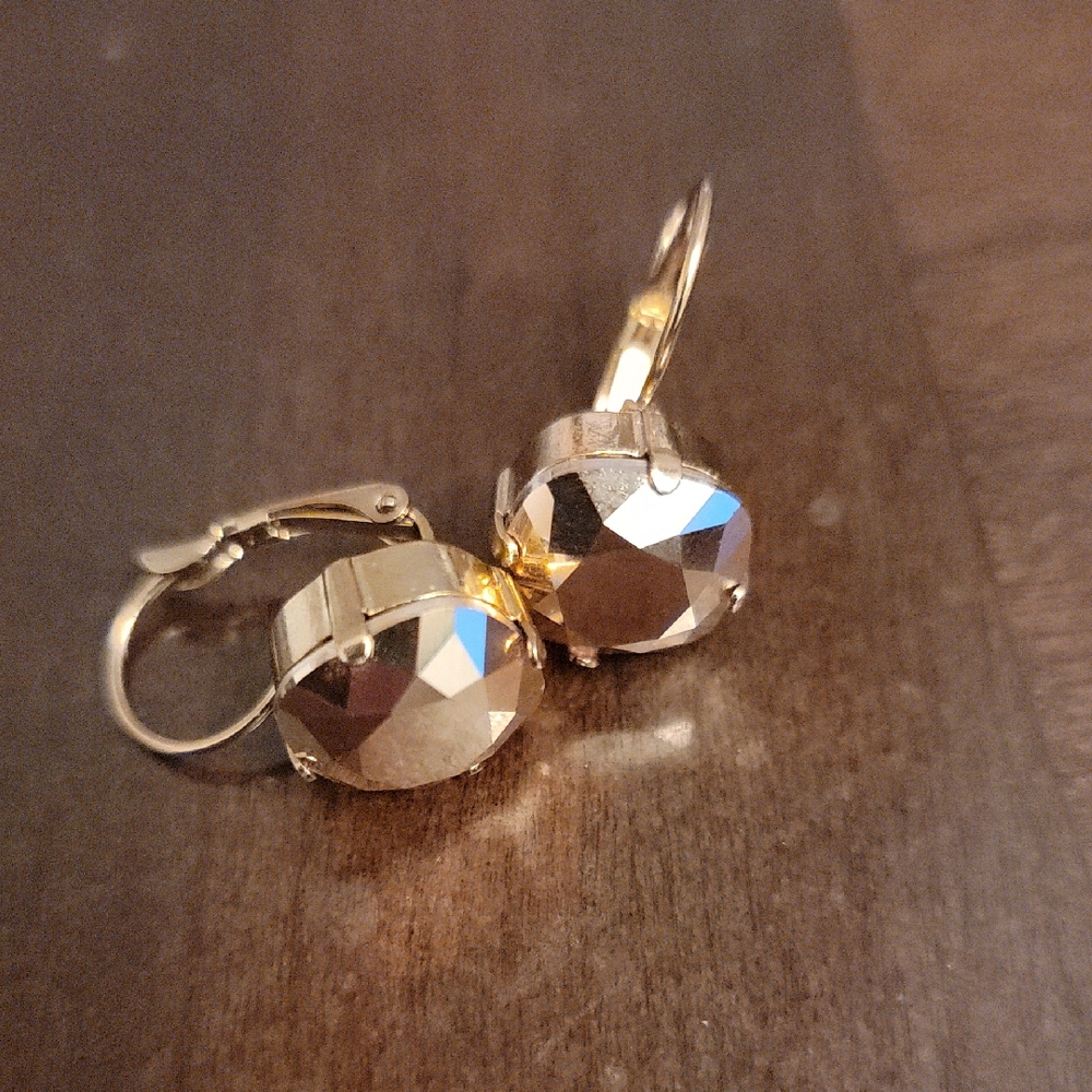Faceted metallic Crystal Drop Earrings -